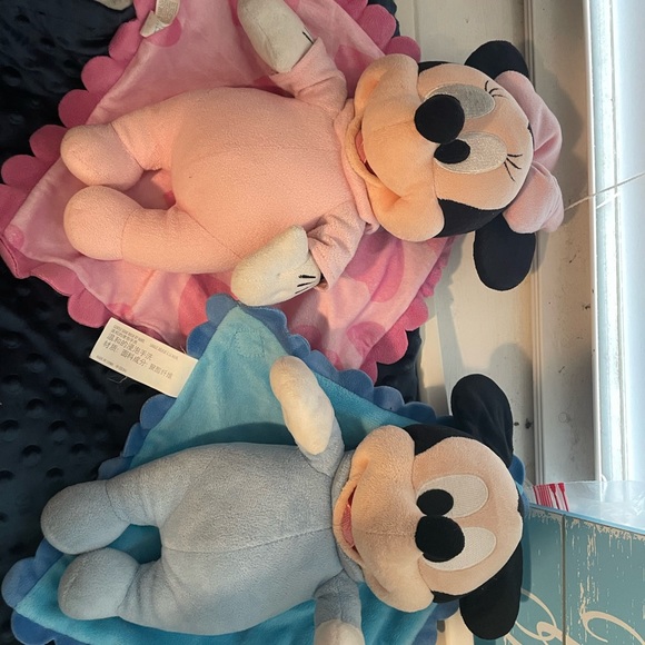 Disney Babies Minnie Mouse & Mickey Mouse Soft plush 14" with Blanket - Picture 5 of 7